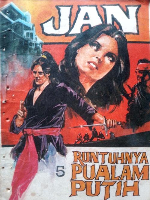 RUNTUHNYA PUALAM PUTIH