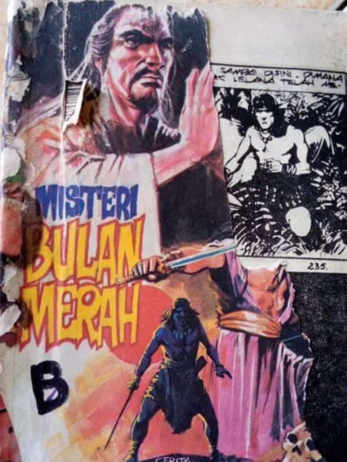 MISTERI BULAN MERAH